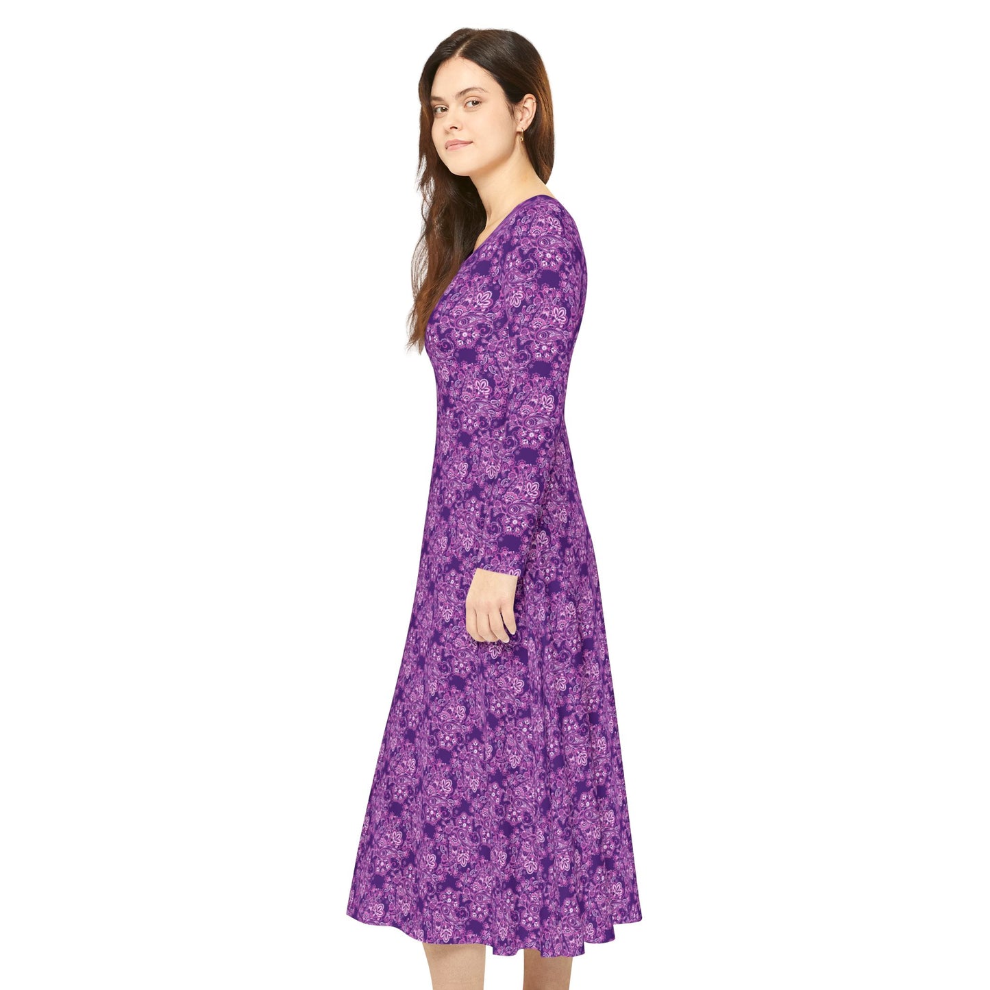 Purple Blooms – Eleganz trifft Komfort: Langärmliges Tanzkleid für Damen mit lebendigem Paisley-Design