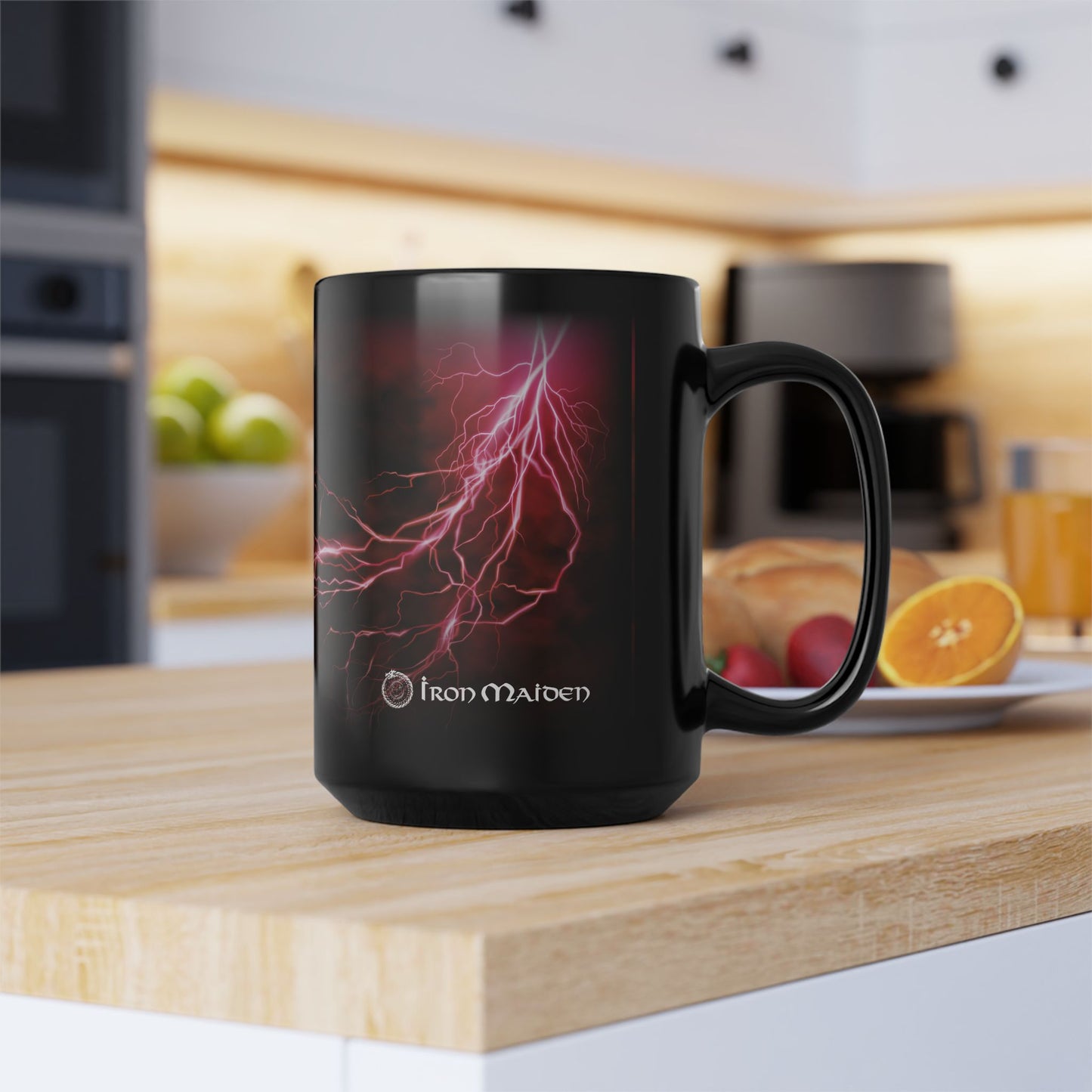 Valkyrie Spirit – Iron Maidens Kollektion – Schwarze Kaffeetasse – 425 ml