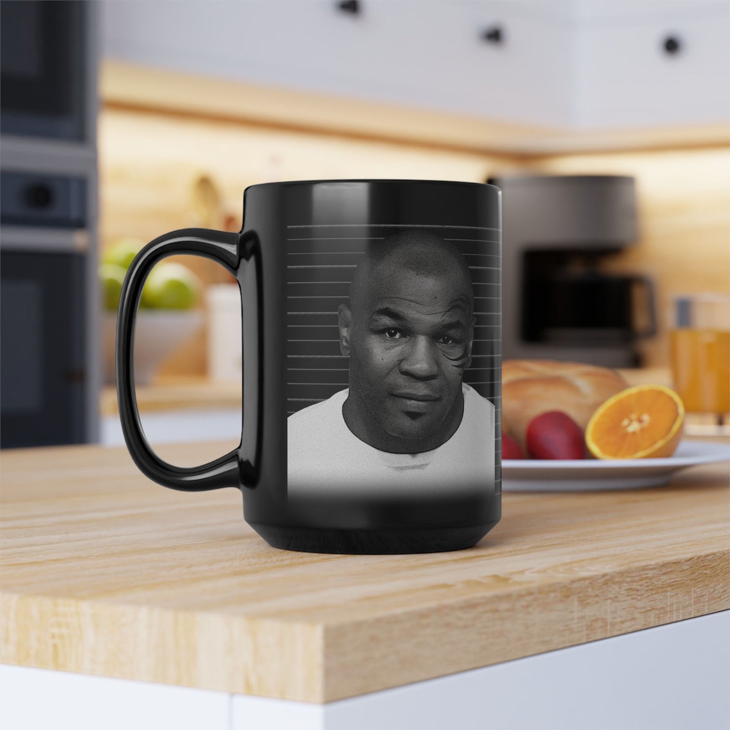 Tyson – Mug Shot – Schwarze Kaffeetasse – 15 oz