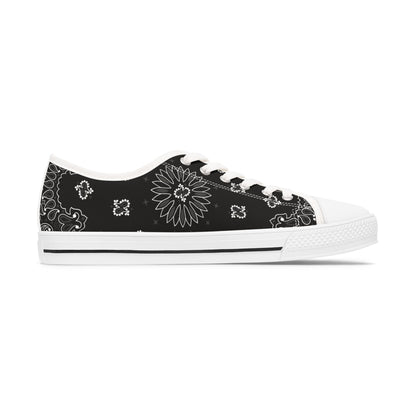 Low Top Sneakers für Damen - SCHWARZES BANDANA